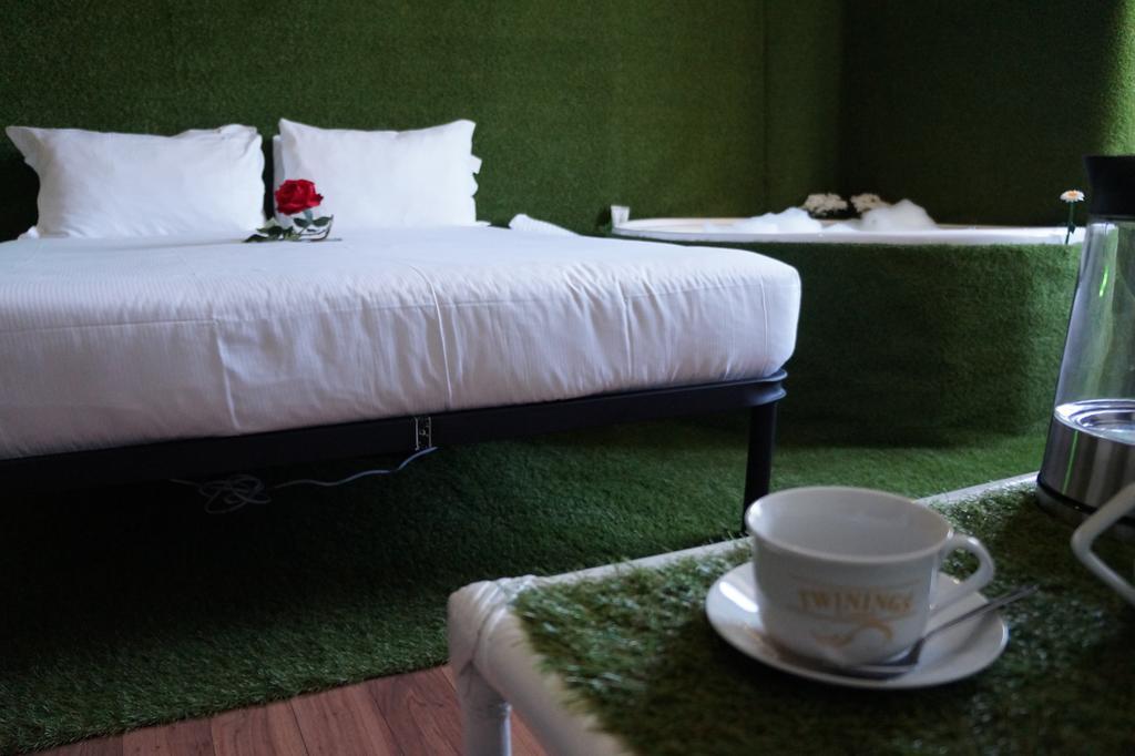 Jacuzzi Rooms Rom Eksteriør billede