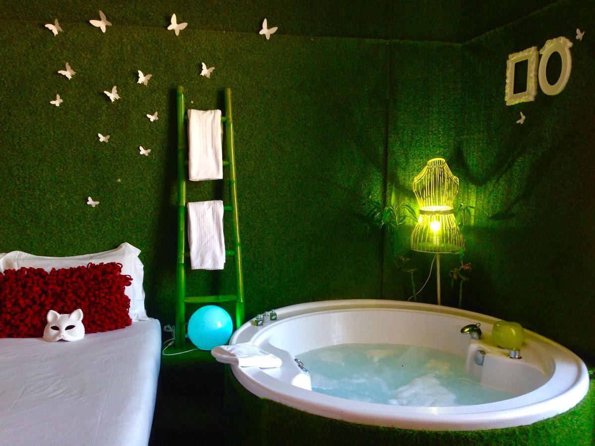 Jacuzzi Rooms Rom Eksteriør billede