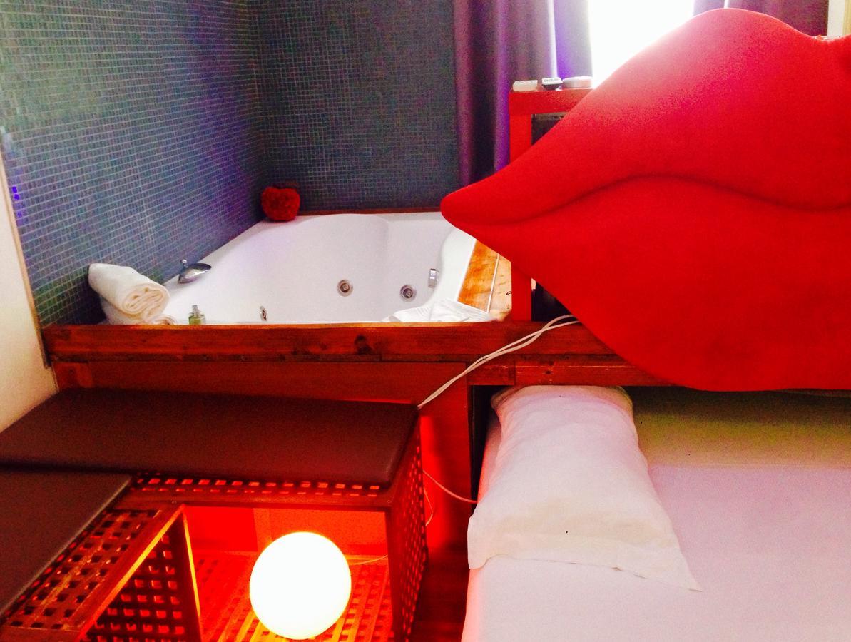 Jacuzzi Rooms Rom Eksteriør billede