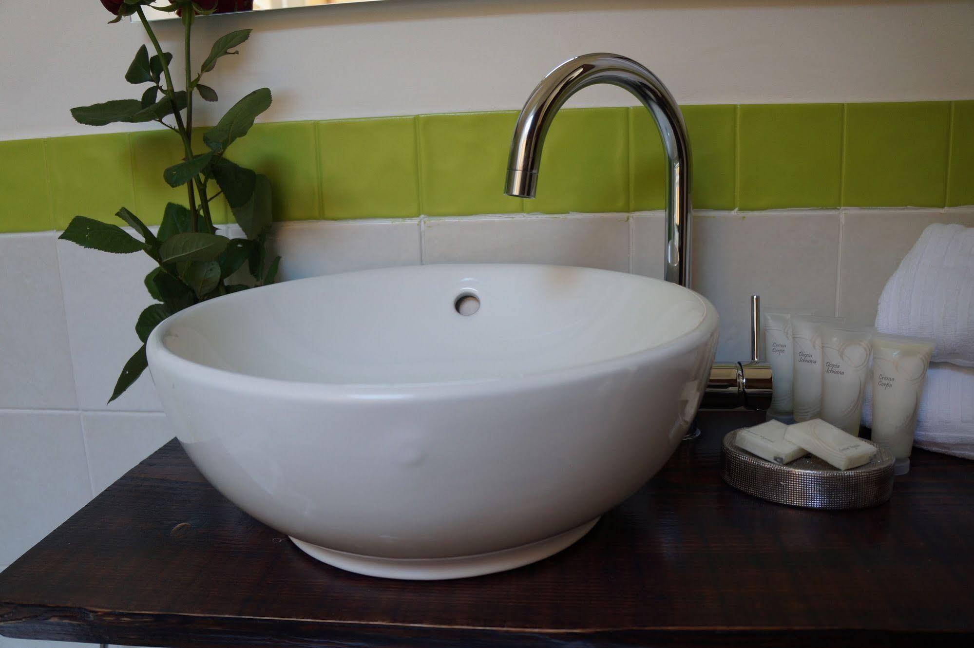 Jacuzzi Rooms Rom Eksteriør billede