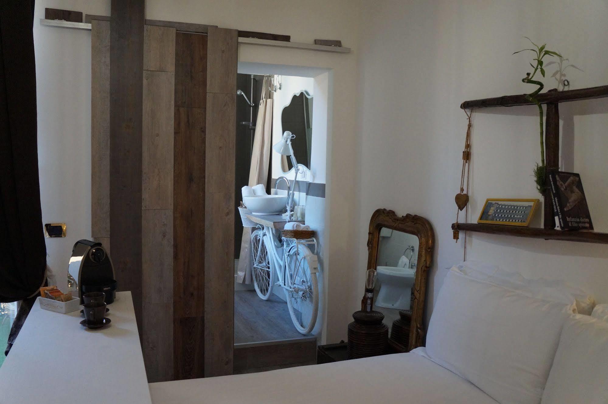 Jacuzzi Rooms Rom Eksteriør billede