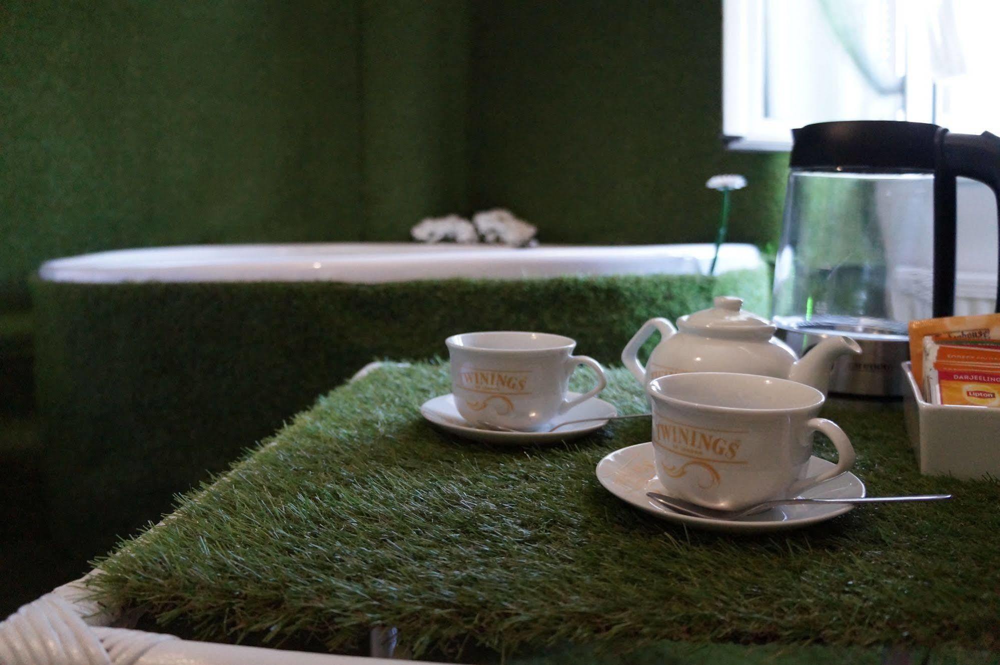 Jacuzzi Rooms Rom Eksteriør billede