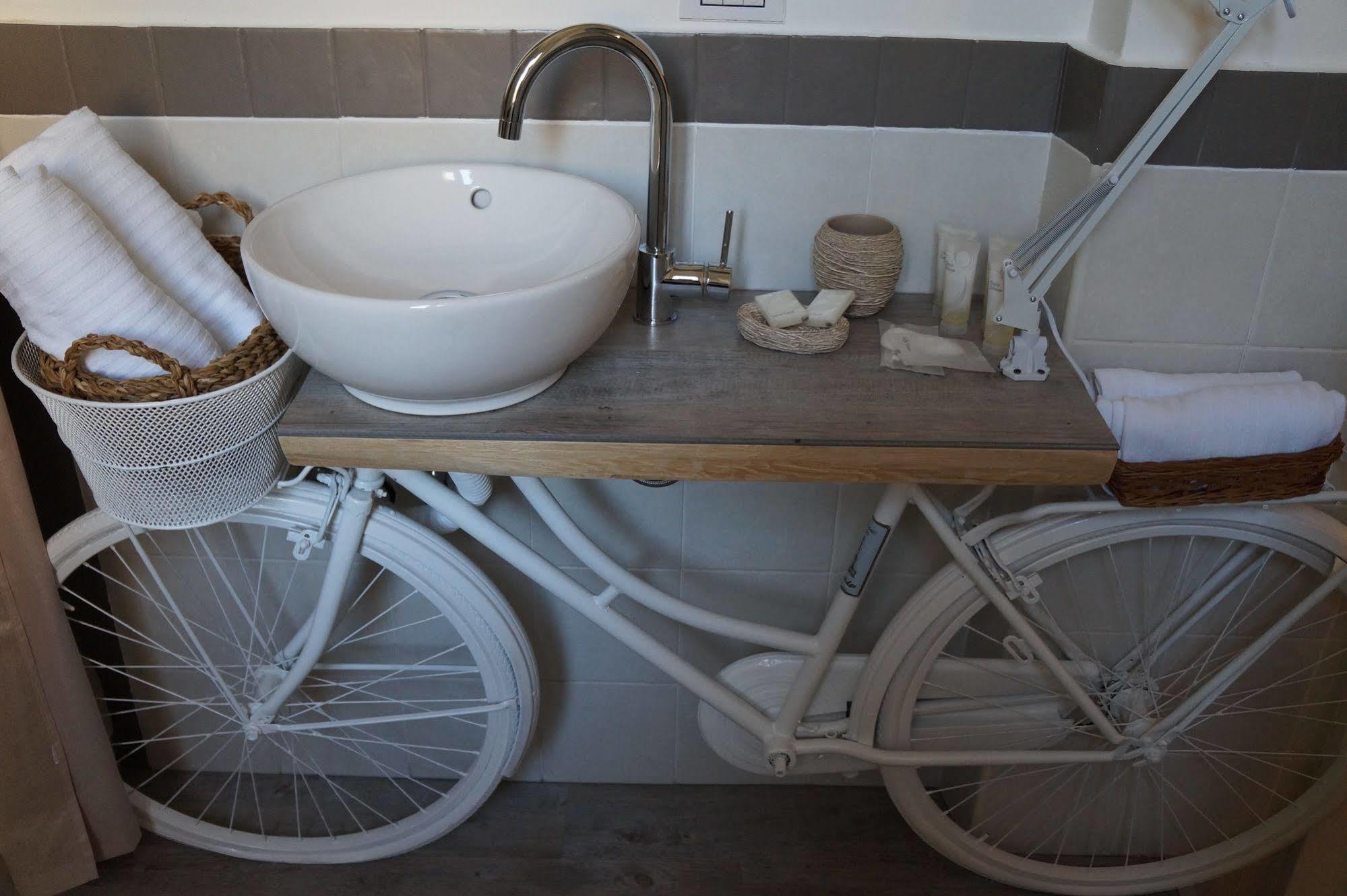 Jacuzzi Rooms Rom Eksteriør billede