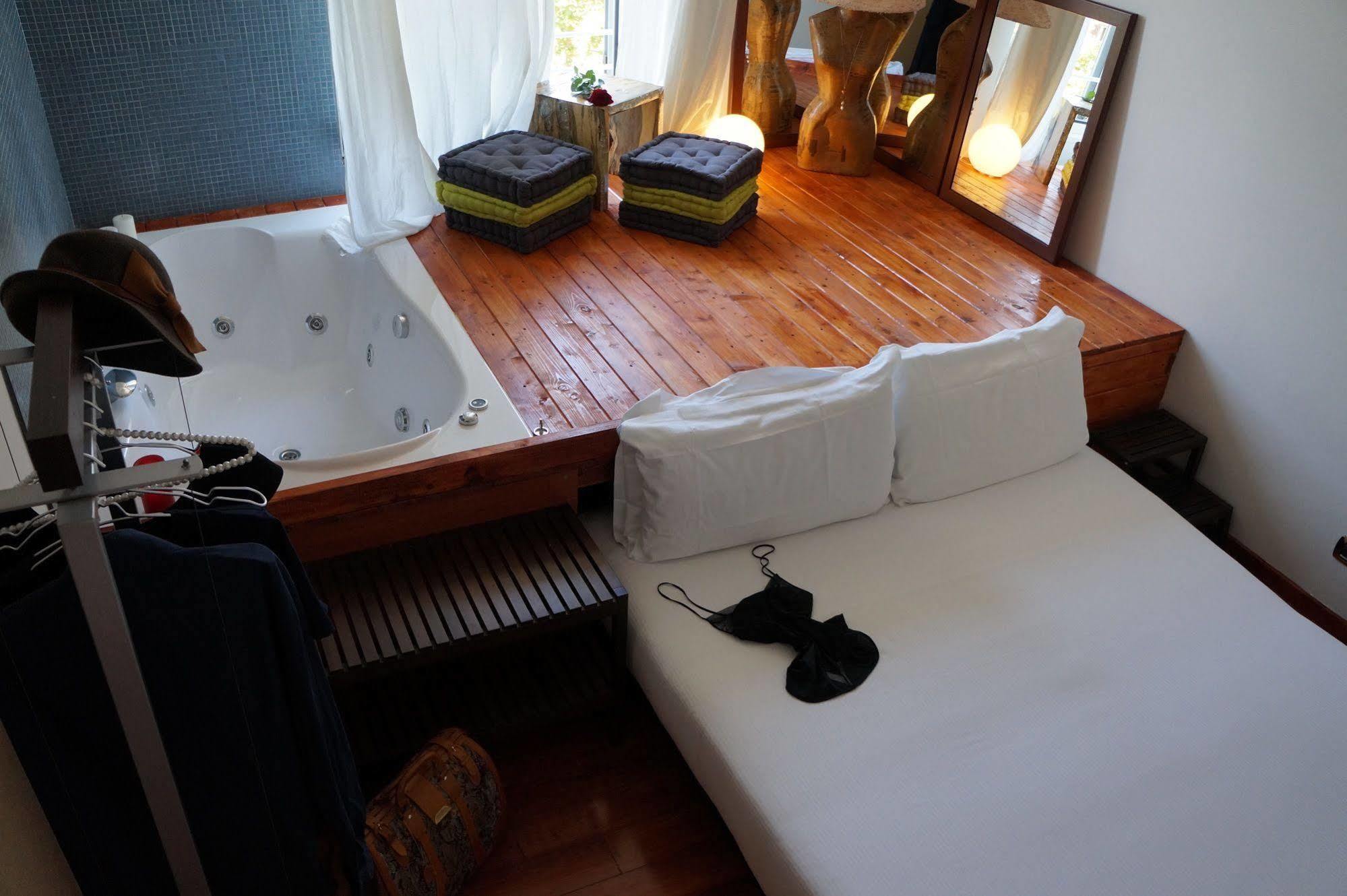 Jacuzzi Rooms Rom Eksteriør billede